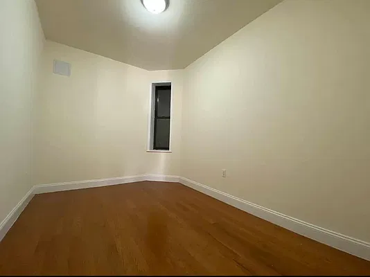 Rented by Oxford Property Group | media 7