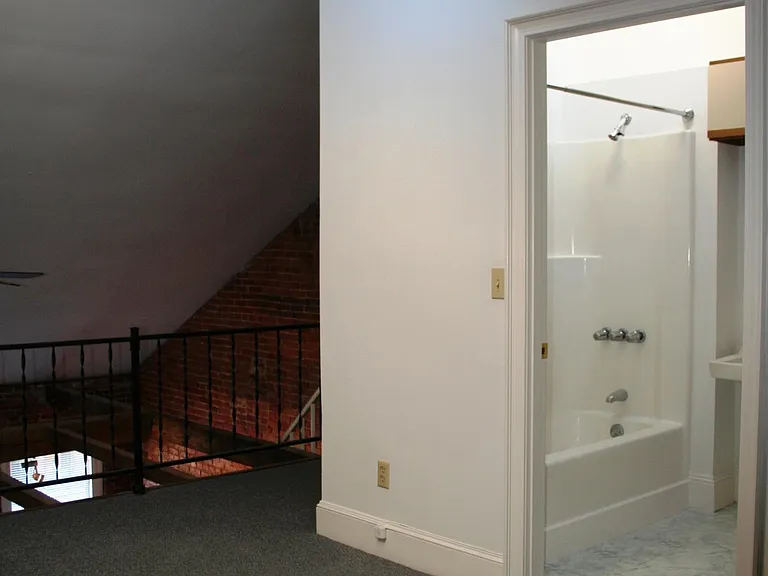 10 State St #308 — Photo 8
