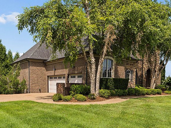 3rd image of 1255 Plantation Blvd