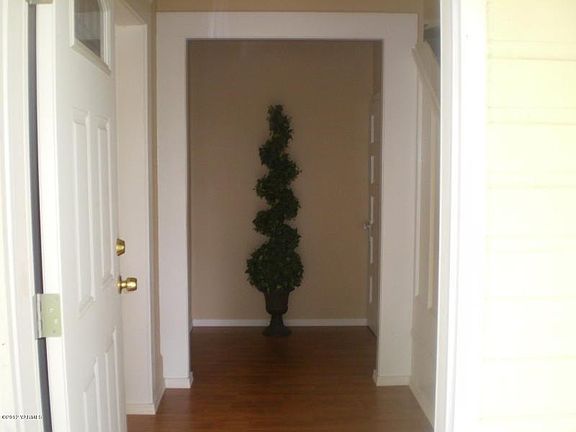 2nd image of 510 N 6th St