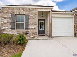17474 Berkshire Dr, Prairieville, LA 70769