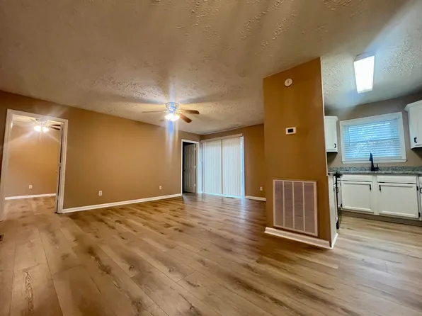 713 Mount Pisgah Rd, Ringgold, GA 30736