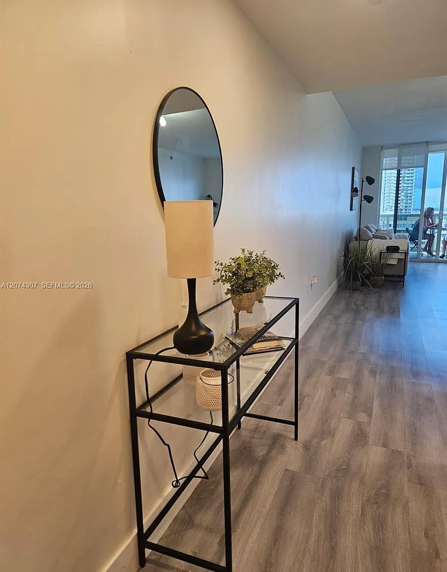 Beach Club Condo — Photo 3