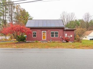 31 Heald St, Pepperell, MA 01463