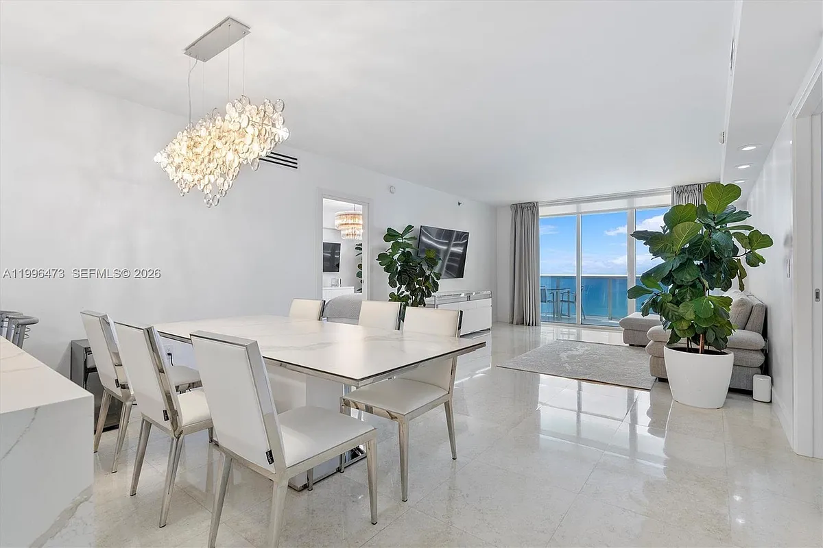Building Photo - 1830 S Ocean Dr #4503