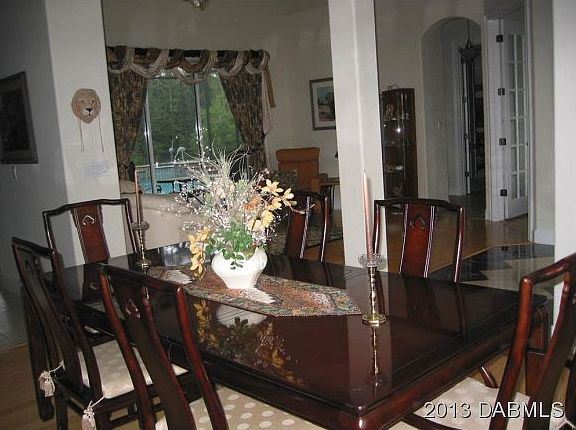 5th image of 813 W Pheasant Run Ct