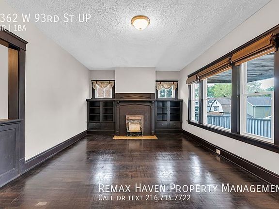 3rd image of 1362 W 93rd St
