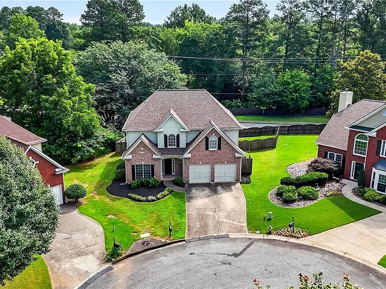 2311 Ravinia Ct NE — Photo 38