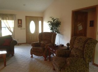 11593 Harold Ln, Carbondale, IL 62901