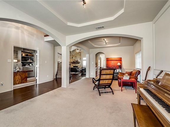 5th image of 5605 Sleepy Creek Ln