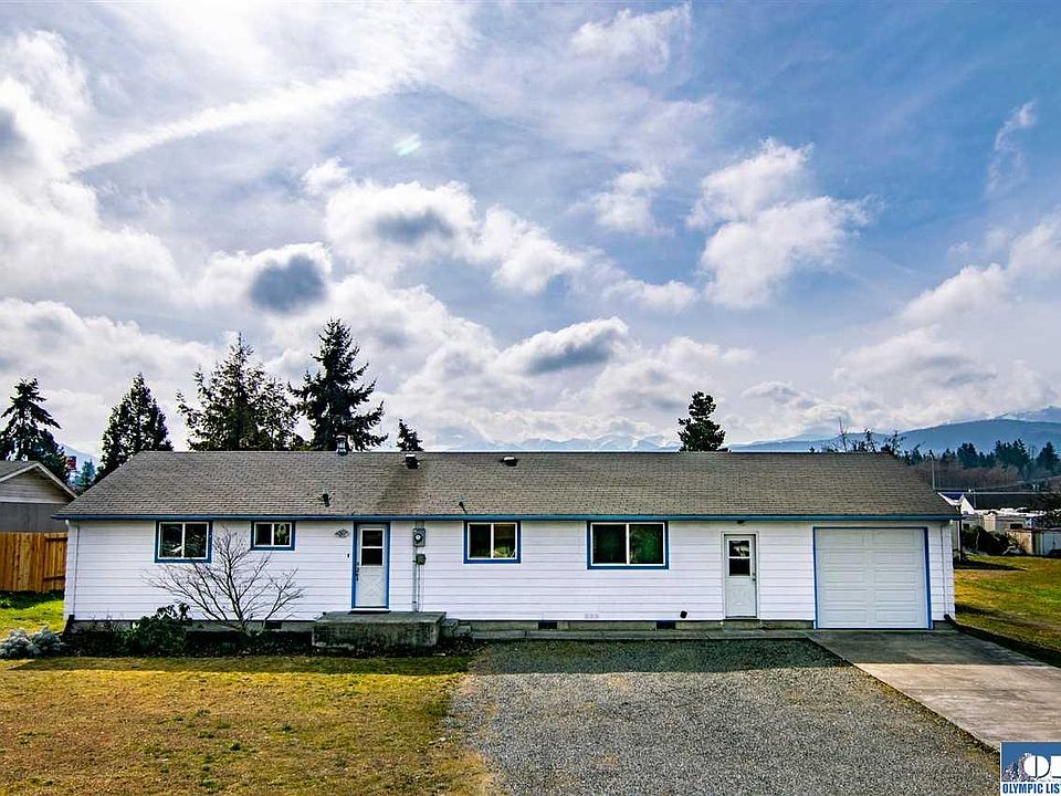 1st image of 90 Smithfield Dr