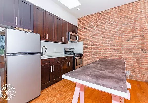 5th image of 212 Rogers Ave Floor 3