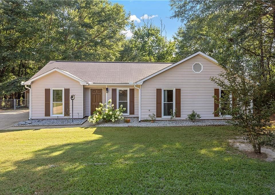 1st image of 134 Lee Road 966