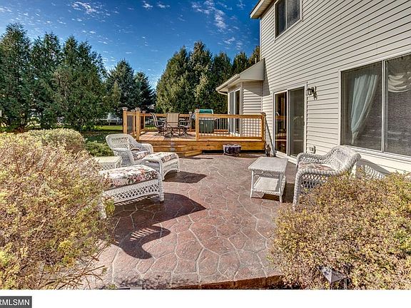 5th image of 712 Churchill Dr