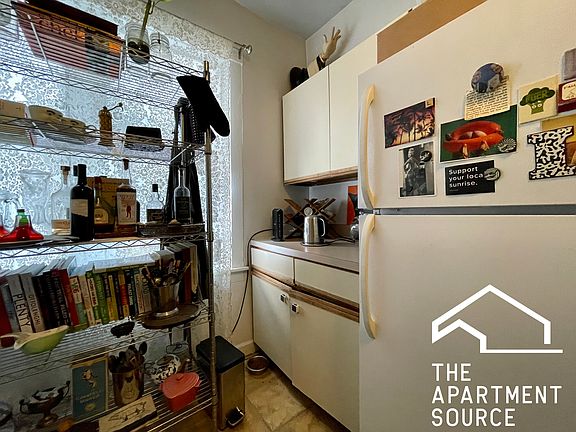 5th image of 1536 N Kedzie Ave APT 1I
