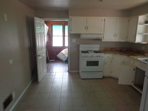 5th image of 455 E 158th St
