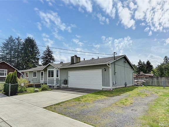 5th image of 108 E Pioneer St