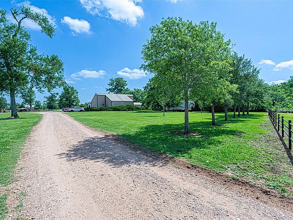 5th image of 41800 Addie Gee Rd