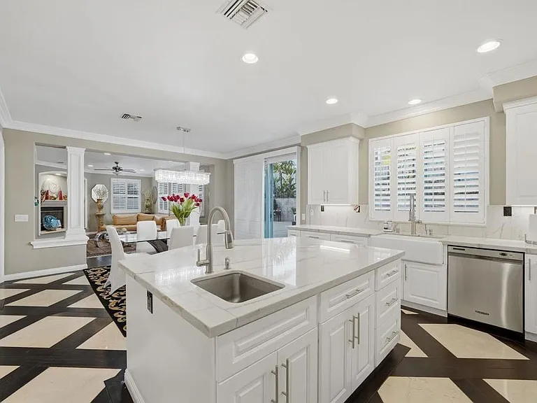 2755 Joshua Creek Rd — Photo 4