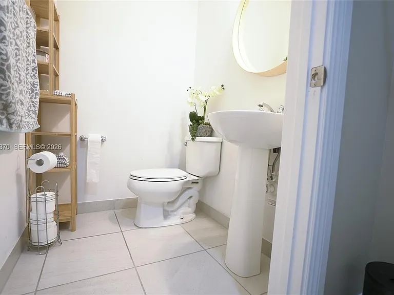 10111 Akenside Dr #10111 — Photo 9