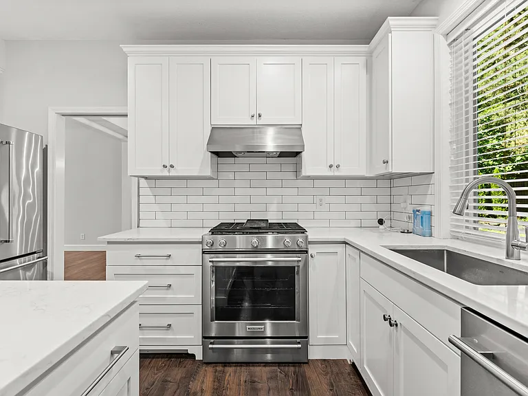 4623 Hastings Pl — Photo 8