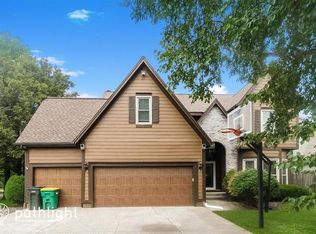 11322 W 129th St, Overland Park, KS 66213