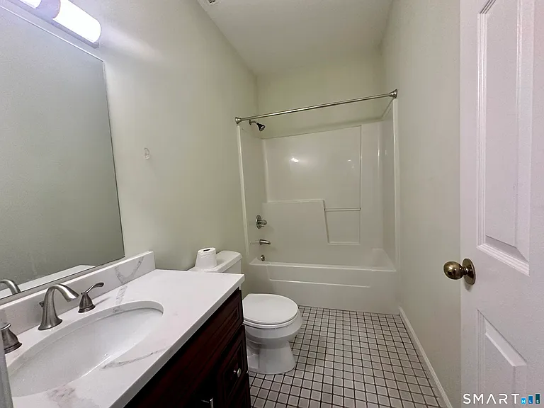 918 Quinnipiac Ave #7 — Photo 10