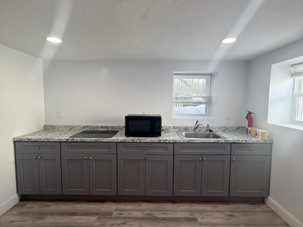 92 Davis St #B, Revere, MA 02151