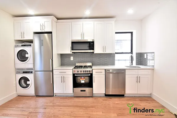 Rented by Clove Realty LLC | media 19