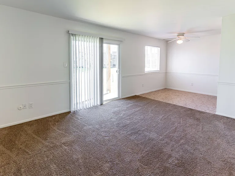 Pickwick Farms Apartments — Photo 26