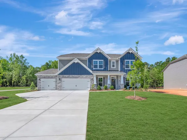 211 Amber Glen Dr, Locust, NC 28097