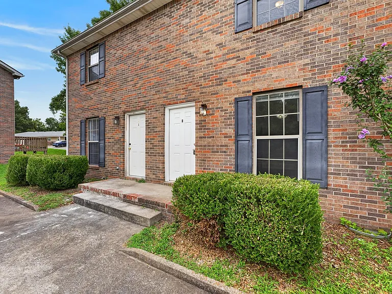 Martha Lane-461/471 (x8) — Photo 6