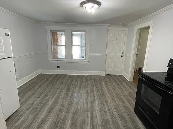 3rd image of 23 Green St #102