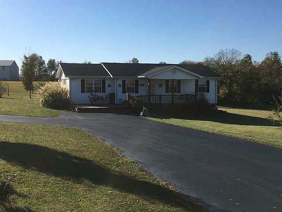 3rd image of 83 Shady Oak Ln