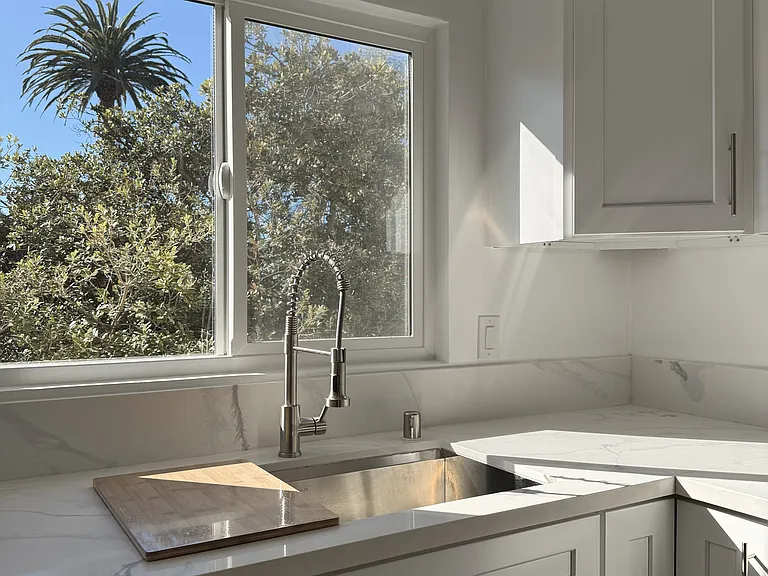 401 San Vicente Blvd #D — Photo 9