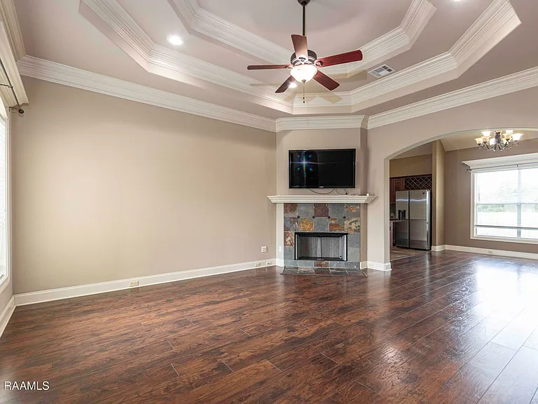 308 Forest Creek Dr #100 — Photo 4