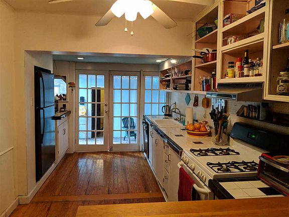 5th image of 543 E Georgia St