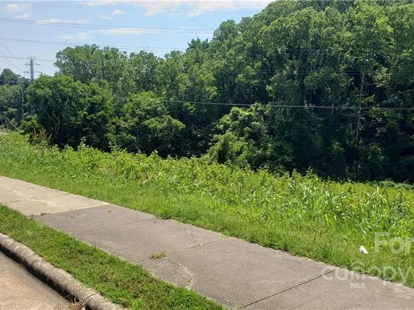 2324 Bowen Blvd #2314, Winston Salem, NC 27105