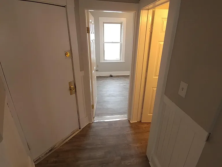 420 Maple St #4 — Photo 13