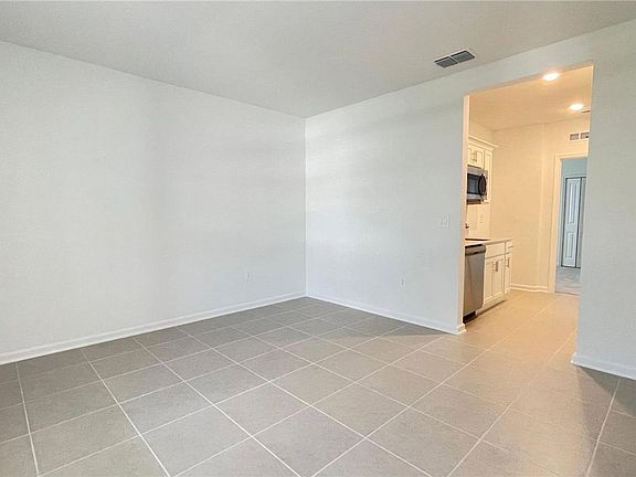 3rd image of 2913 Haze Rd #B