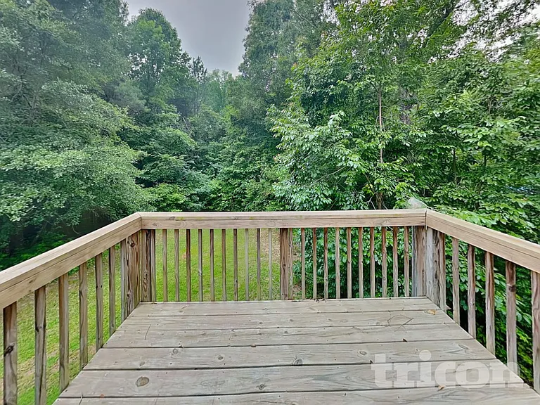 580 River Walk — Photo 15