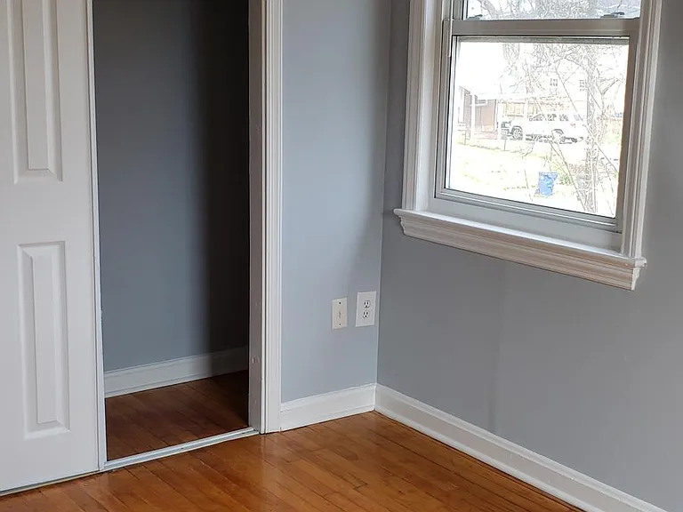 5651 Fenwick Dr — Photo 17