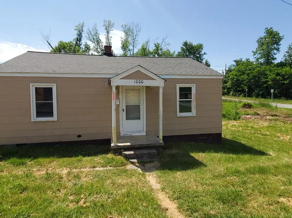 1000 Arbor Dr, Greensboro, NC 27401