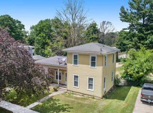 134 North St, Allegan, MI 49010