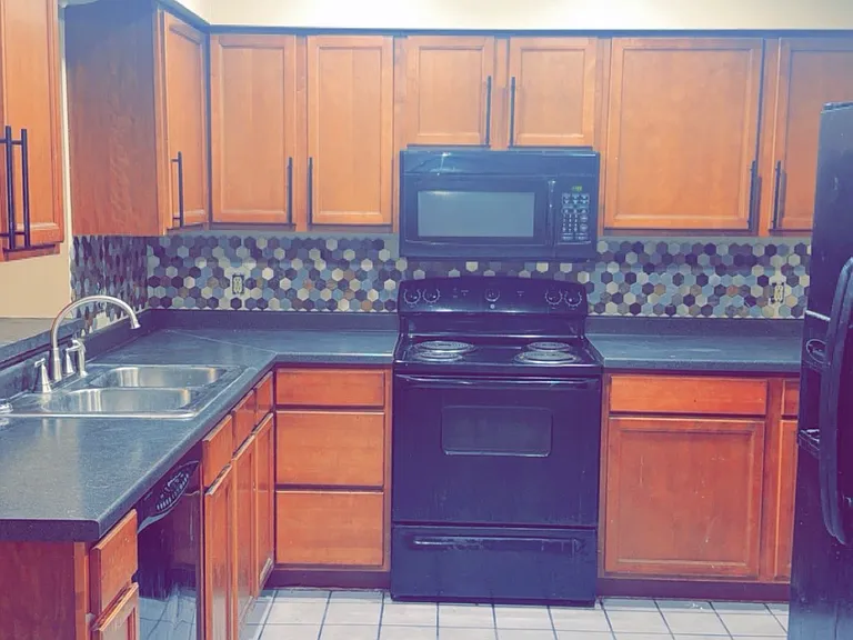 8425 Tamarino Way — Photo 10
