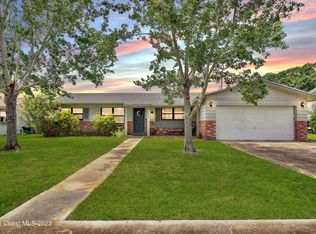863 Westport Dr, Rockledge, FL 32955