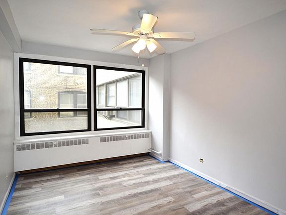 3rd image of 4181 N Marine Dr #209