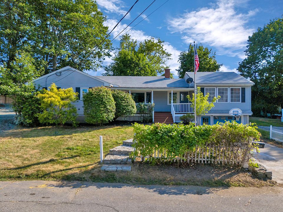 1st image of 11 Upland Avenue