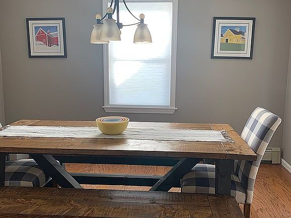 Diningroom attached to porch