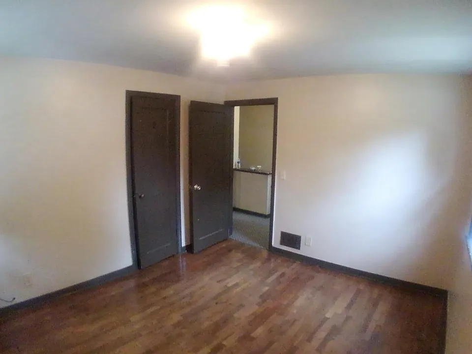 941 Ann St